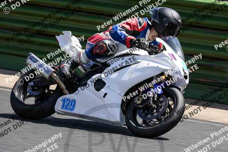 enduro digital images;event digital images;eventdigitalimages;mallory park;mallory park photographs;mallory park trackday;mallory park trackday photographs;no limits trackdays;peter wileman photography;racing digital images;trackday digital images;trackday photos